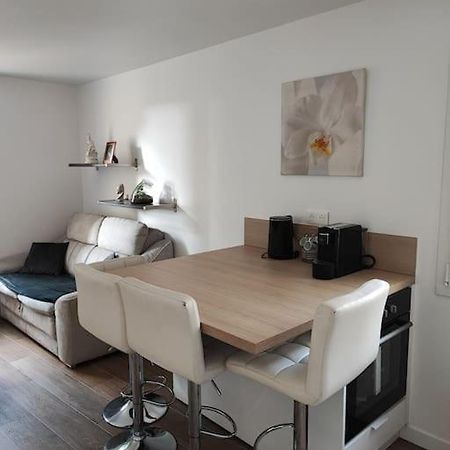 Charmant Appartement 2 Pieces Proche Disneyland Villeneuve-Saint-Denis 外观 照片